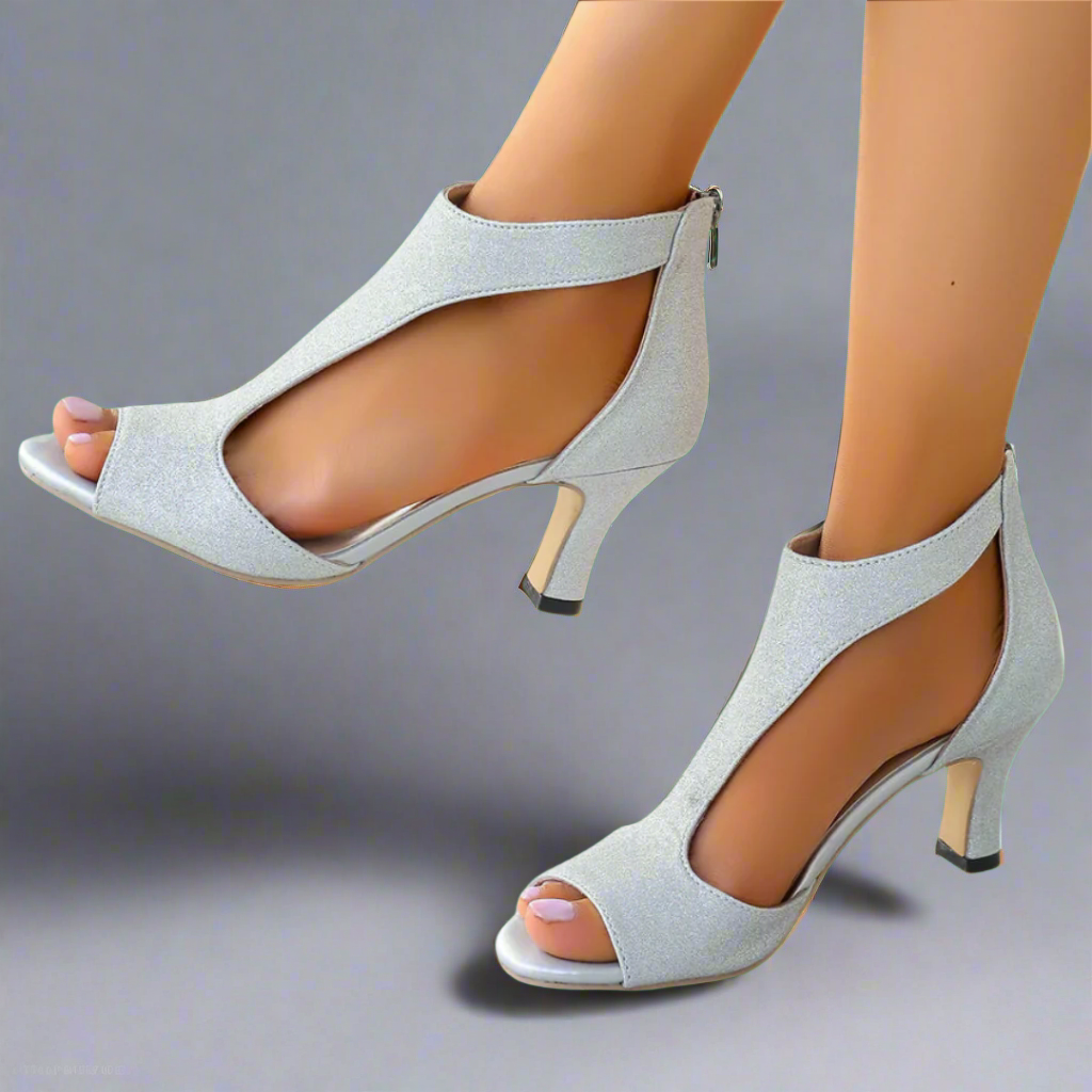 Manhattan Muse | Statement Heels